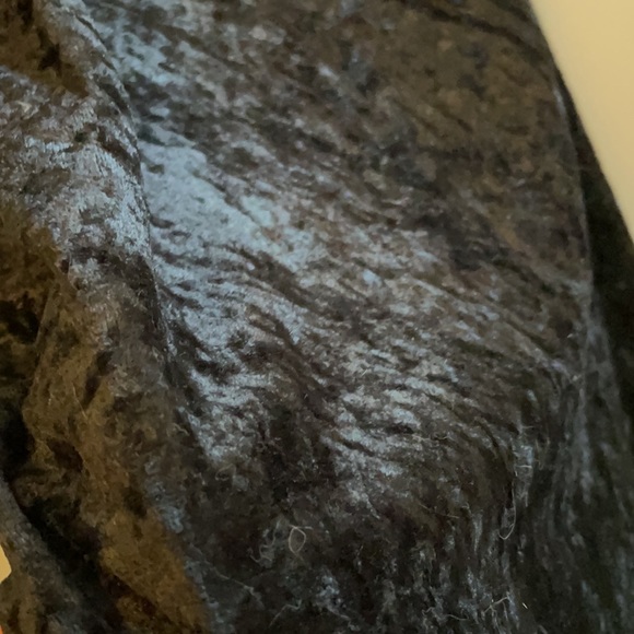 Vintage black velvet and embroidered chain dress - Picture 5 of 6